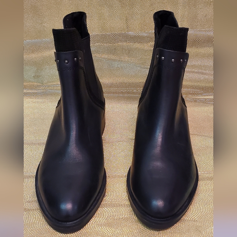 Luca Ferri Size 7 Elegant Black Ankle Booties - Picture 2 of 6